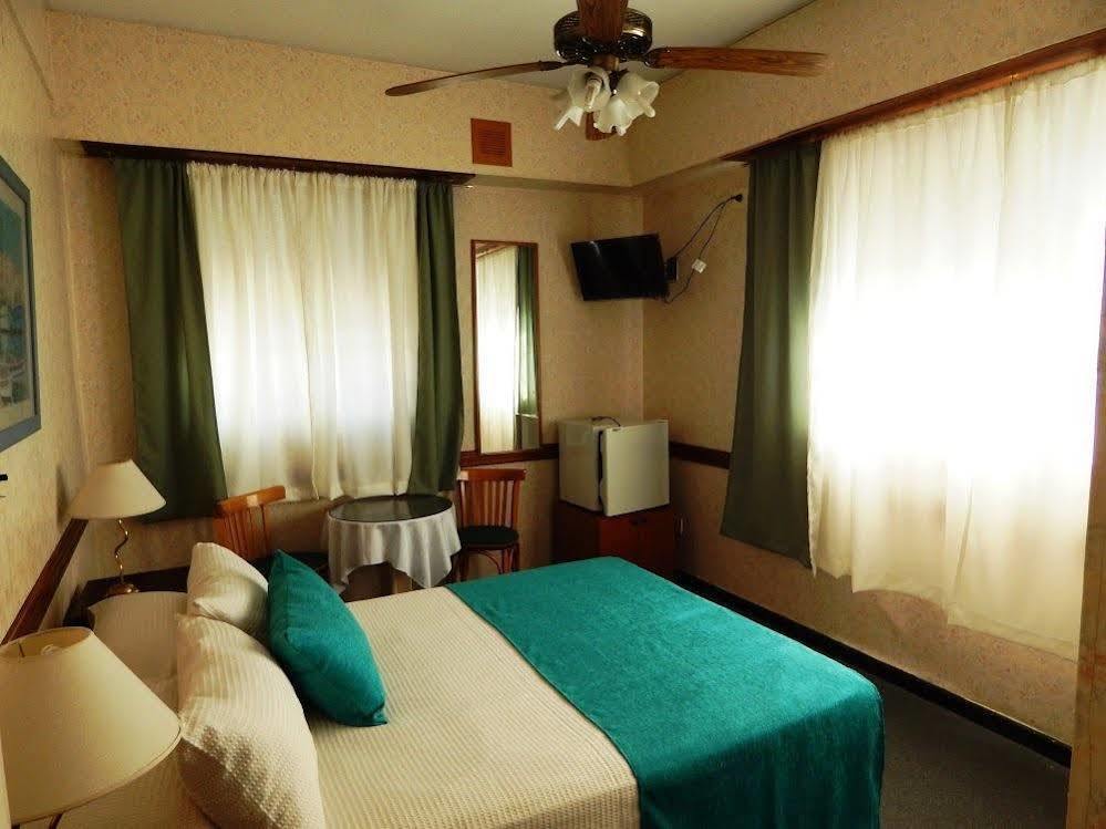 Hotel Atlantico Comodoro Rivadavia Exterior foto